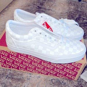 Women’s White Checkerboard Vans (Size 8) *BrandNew